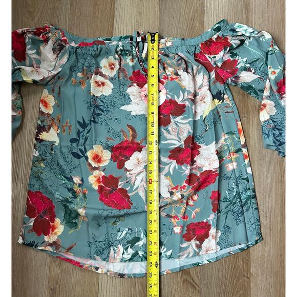 Hayden Los Angeles Off the Shoulder‎ Flower Blouse Size M - Picture 8 of 8